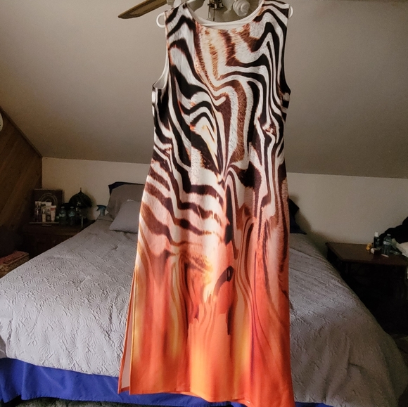 MAXI DRESS - Picture 3 of 5